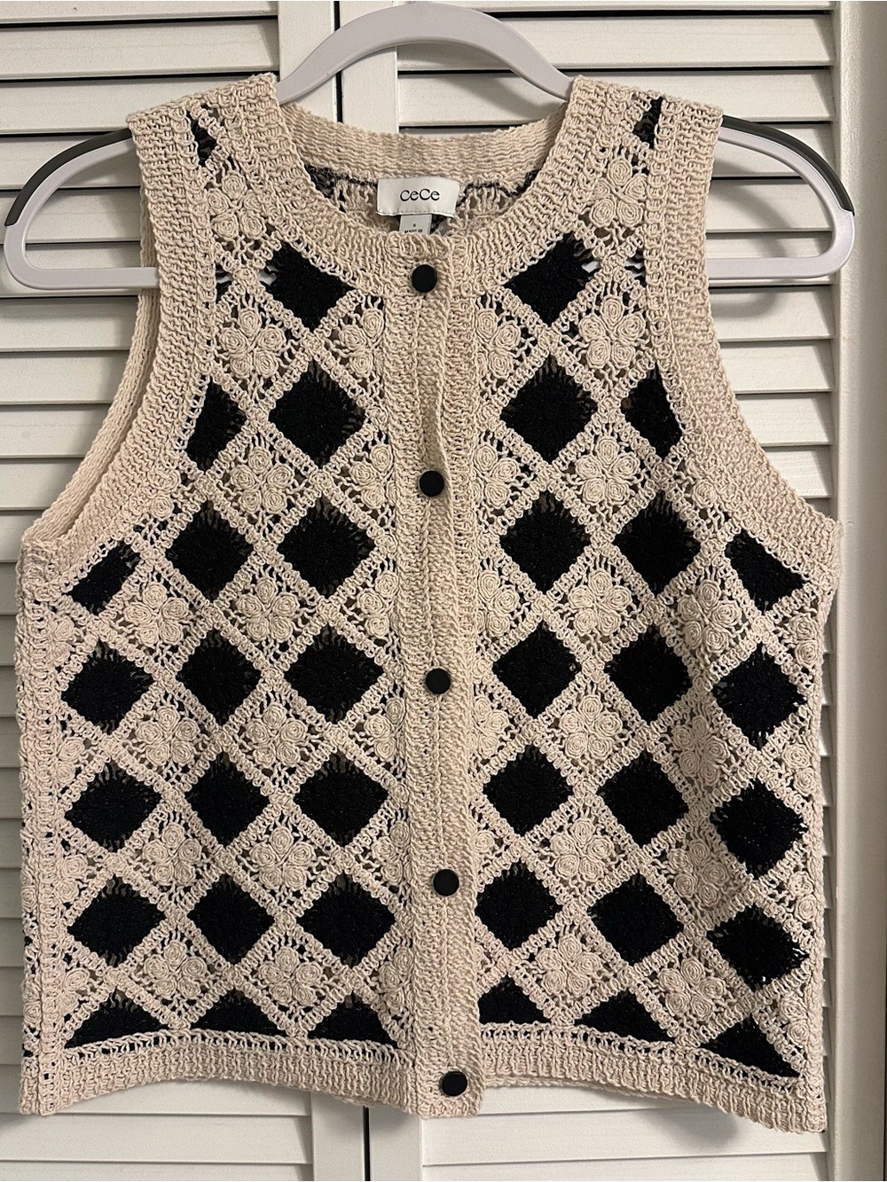CeCe Women's Cotton Contrast-Pattern Sleeveless Top